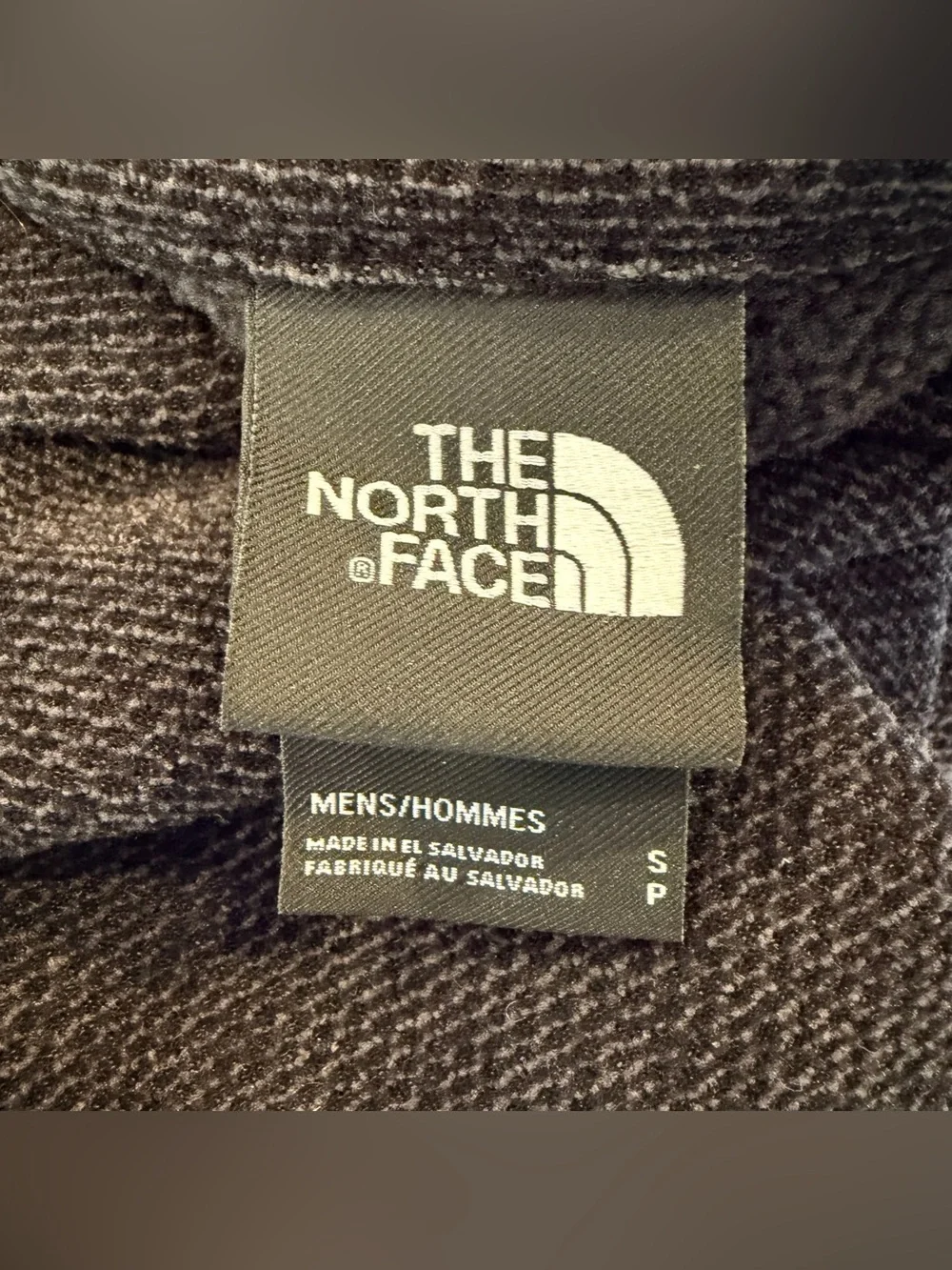 The North Face Men’s Black Quarter-Zip Fleece Pullover